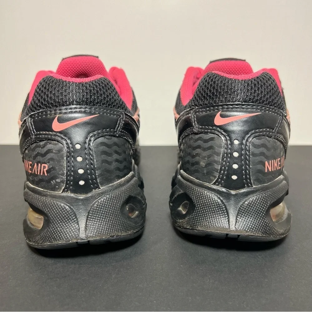 Womens NIKE Air Max Torch 4 Black Running Shoes / Size 8.5